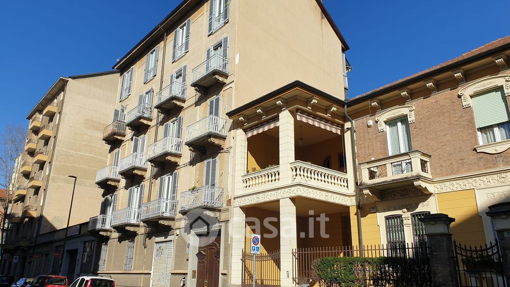 Appartamento in Vendita in Via Sagra San Michele 3 a Torino
