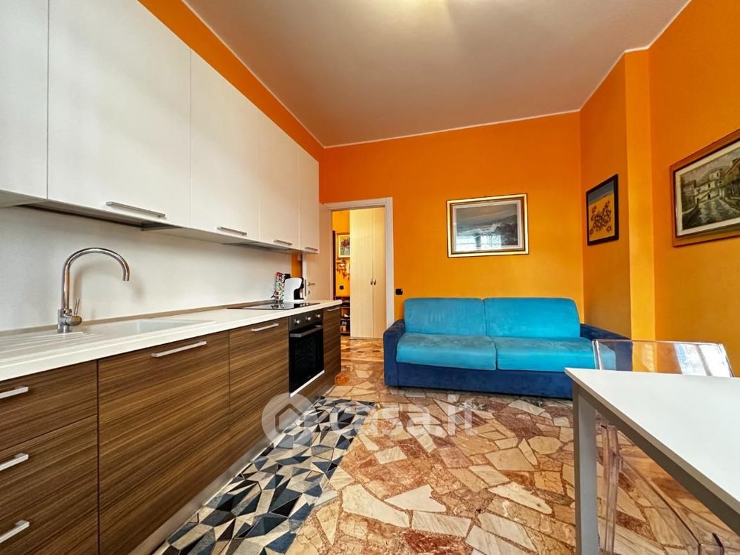 Appartamento in Vendita in Via T. Berninzoni 68 a Spotorno