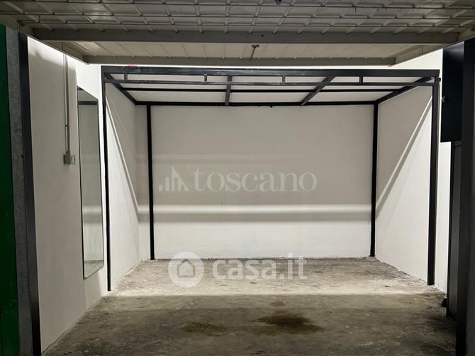 Garage/Posto auto in Vendita in Via Conca d'Oro a Roma