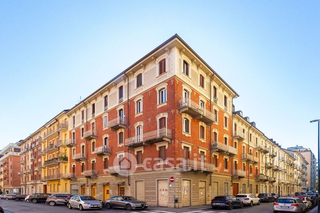 Appartamento in Vendita in Via Giovanni da Verazzano 51 a Torino
