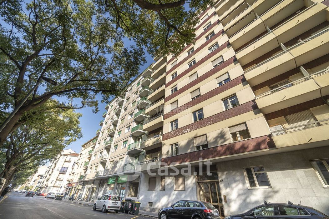 Appartamento in Vendita in Corso Sebastopoli 236 a Torino