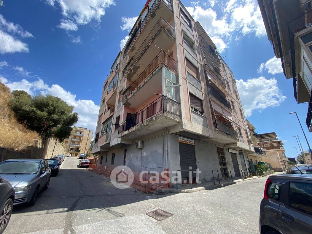Appartamento in Vendita in Via San Carlo a Messina
