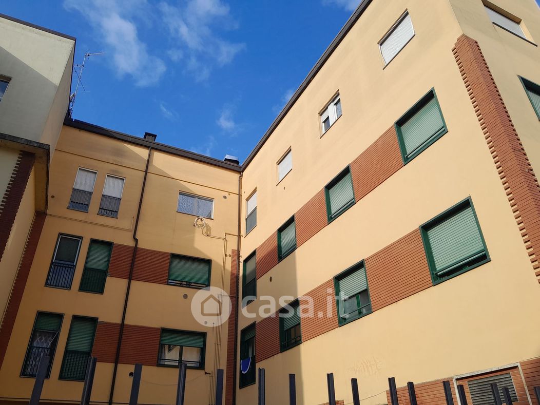Appartamento in Vendita in umiliati a Milano