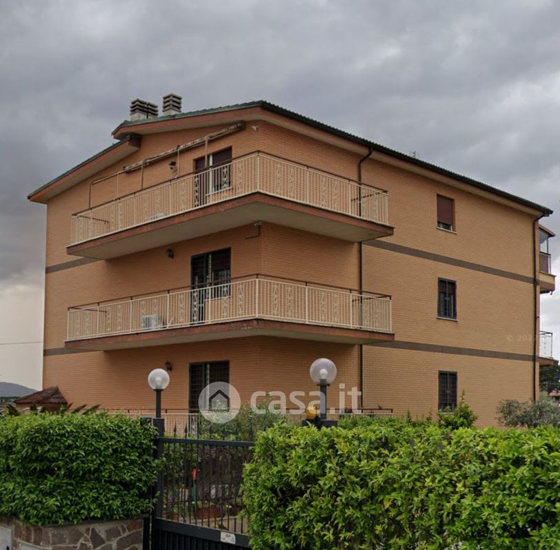 Casa indipendente in Vendita in Via Ragusa 32 a Bari