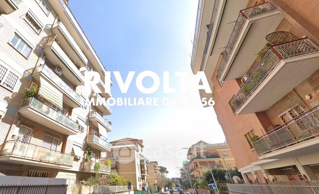 Appartamento in Vendita in Via Pietro Maroncelli 44 a Roma