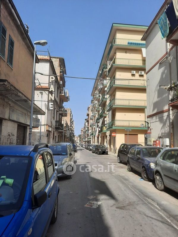 Appartamento in Vendita in Via Giuseppe Crispi 66 a Palermo