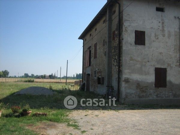 Casa indipendente in Vendita in Via di Villanova 439 a Modena