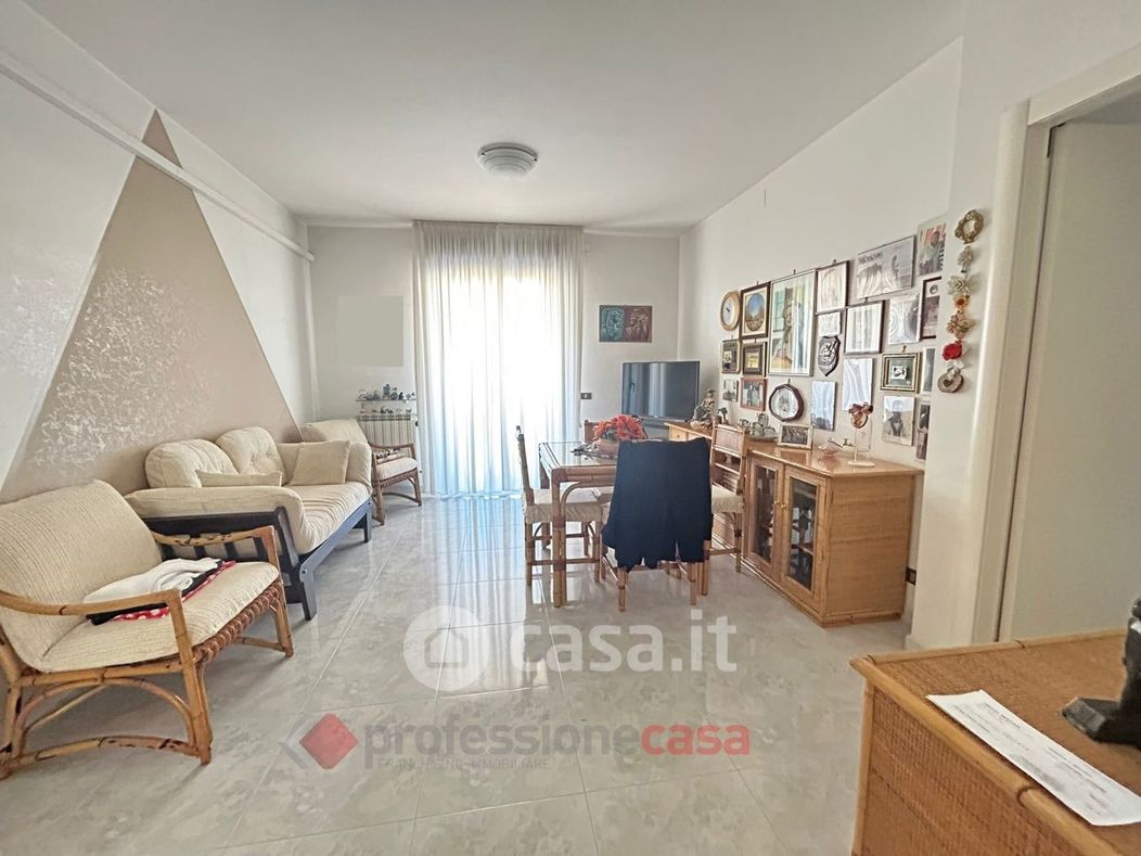 Appartamento in Vendita in Via Domenico Cimarosa a Bari