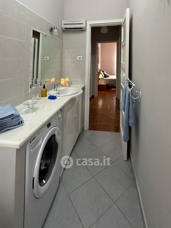 Appartamento in Affitto in Via Lunense a Carrara