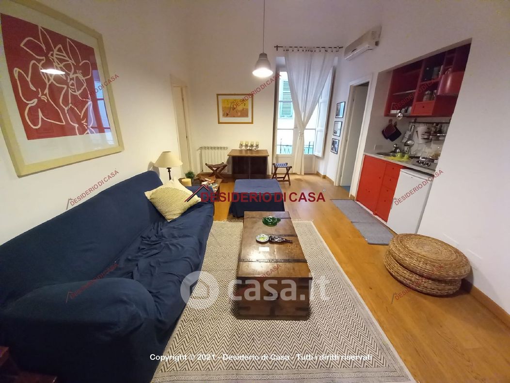 Appartamento in Affitto in Via Emerico Amari a Palermo