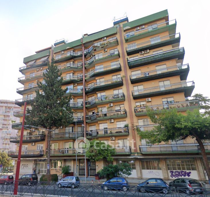 Appartamento in Vendita in Viale della Regione Siciliana Nord Ovest a Palermo