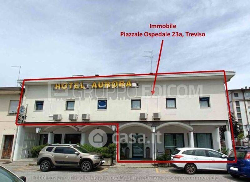 Negozio/Locale commerciale in Vendita in Piazzale dell'Ospedale a Treviso