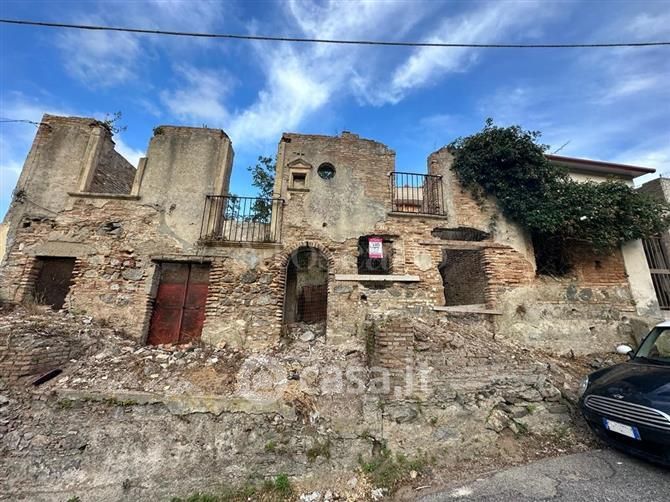 Rustico/Casale in Vendita in a Messina