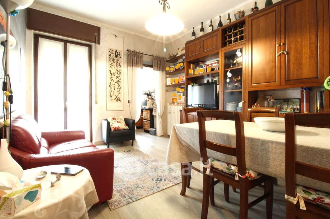 Appartamento in Vendita in Via Buriasco a Torino