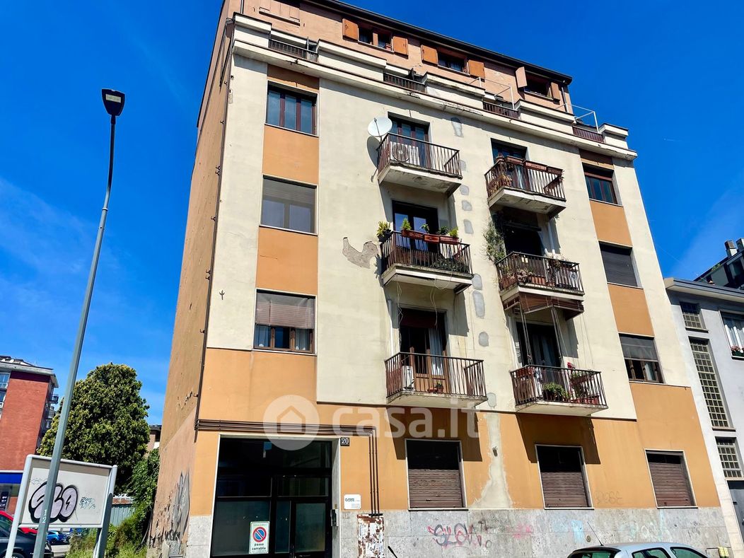 Appartamento in Vendita in Via Modica 20 a Milano