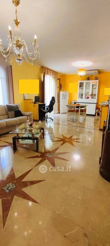 Appartamento in Vendita in Via Arco Santa Rosalia 52 a Bagheria