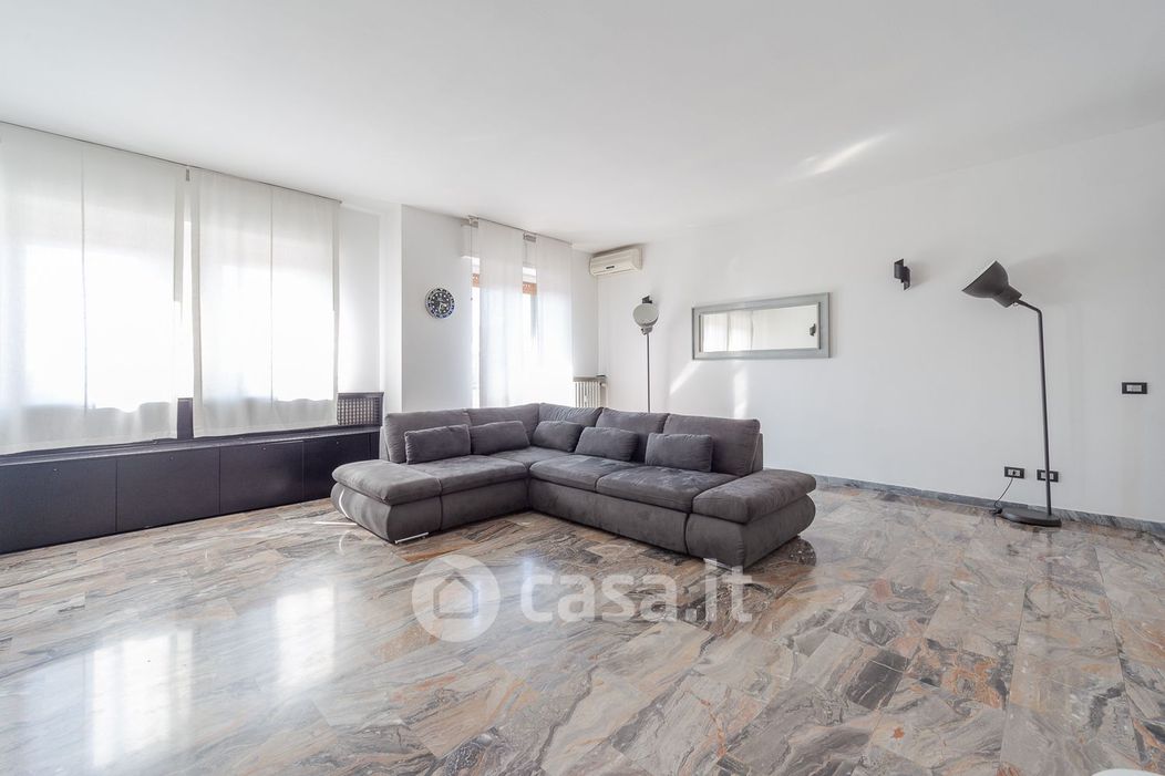 Appartamento in Affitto in Via Giuseppe Ripamonti 195 a Milano