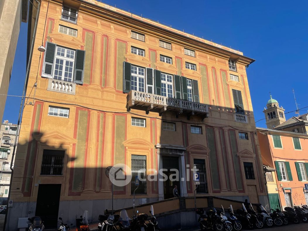 Stabile / Palazzo in Affitto in Via San pier d'arena 71 a Genova