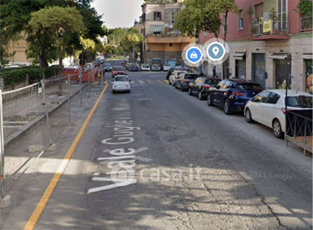 Negozio/Locale commerciale in Vendita in Viale Guglielmo Massaia 25 b a Roma