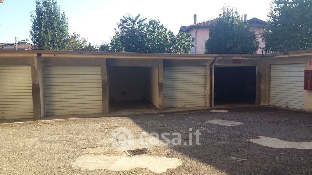 Garage/Posto auto in Vendita in Via G. Matteotti 43 a Borgomanero