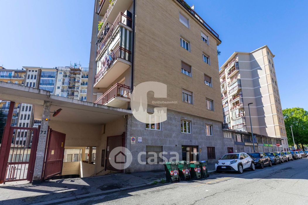 Appartamento in Vendita in Via Oropa 70 a Torino