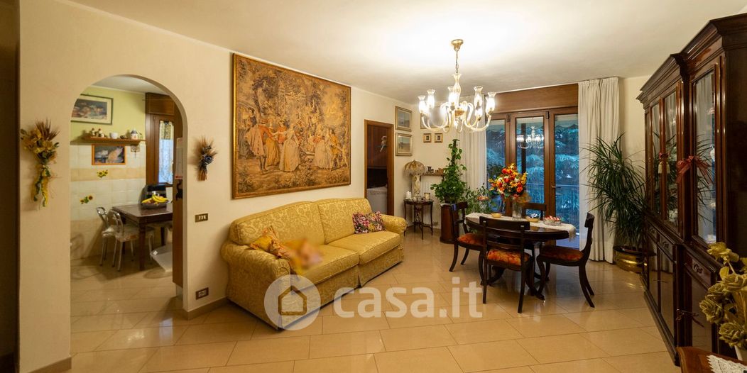 Appartamento in Vendita in Via Airaghi a Settimo Milanese