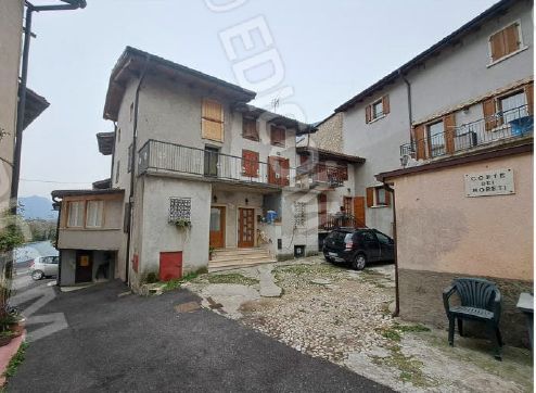 Appartamento in Vendita in Vicolo adige 6 a Brentino Belluno