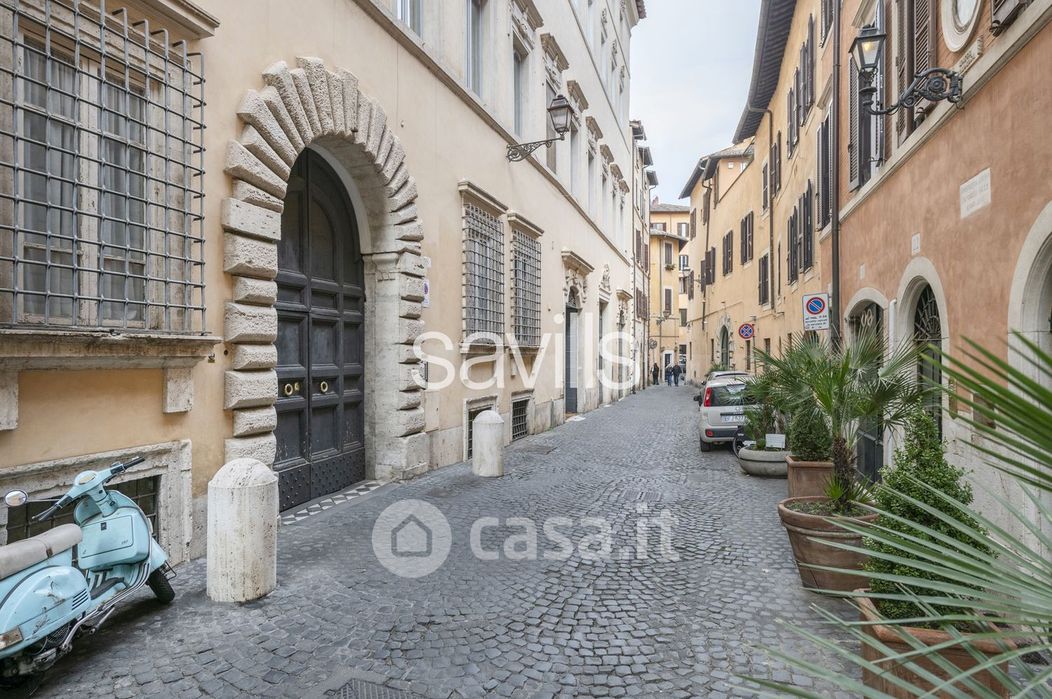 Appartamento in Affitto in Via di Montoro a Roma
