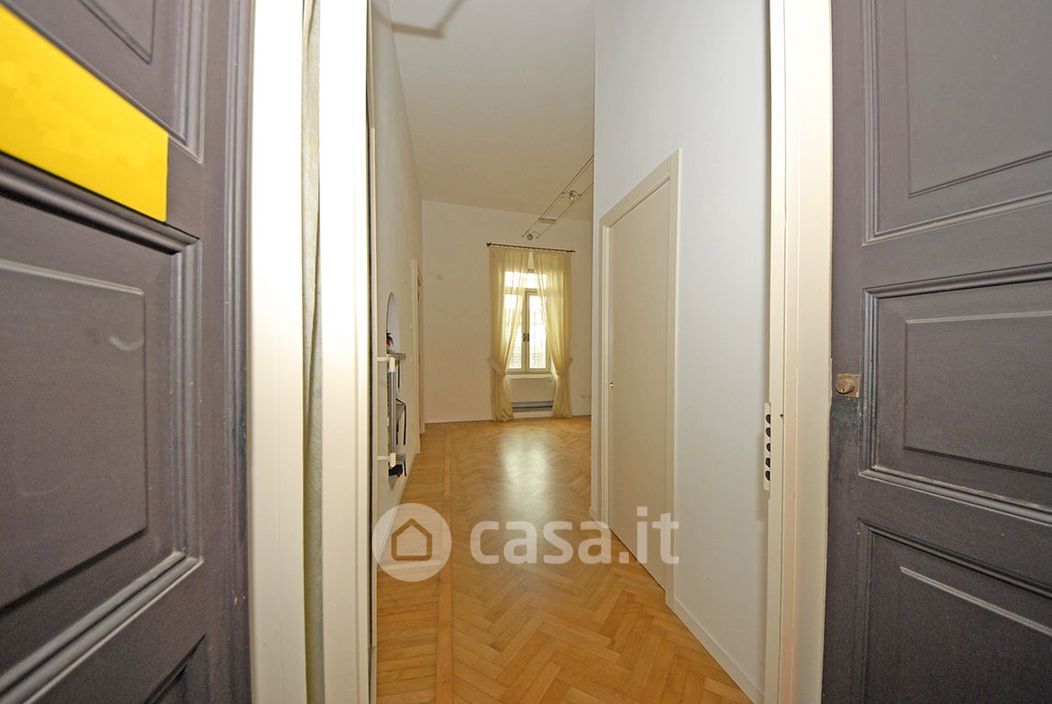 Appartamento in Vendita in Via Giosuè Carducci 24 a Parma