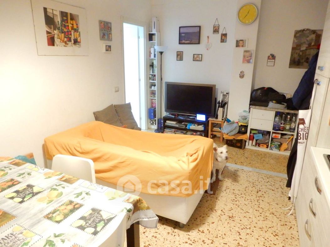 Appartamento in Vendita in Viale Goffredo Mameli 83 a Livorno