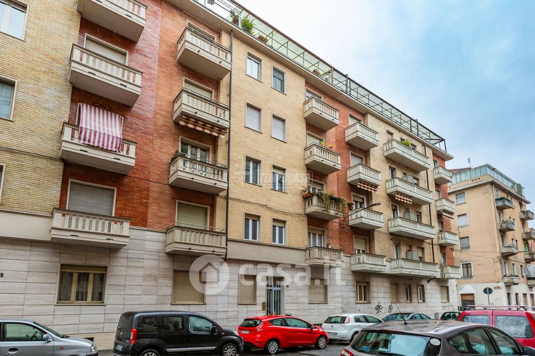 Appartamento in Vendita in Via Don Bosco 60 a Torino