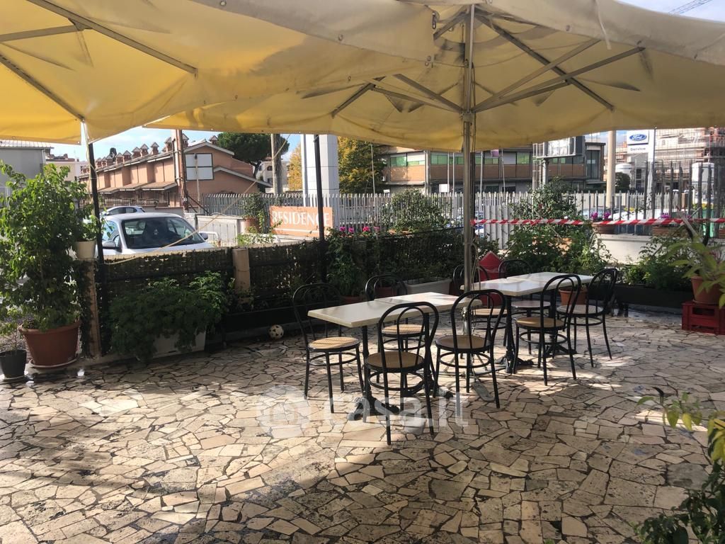 Negozio/Locale commerciale in Vendita in Via Anagnina 21 a Roma