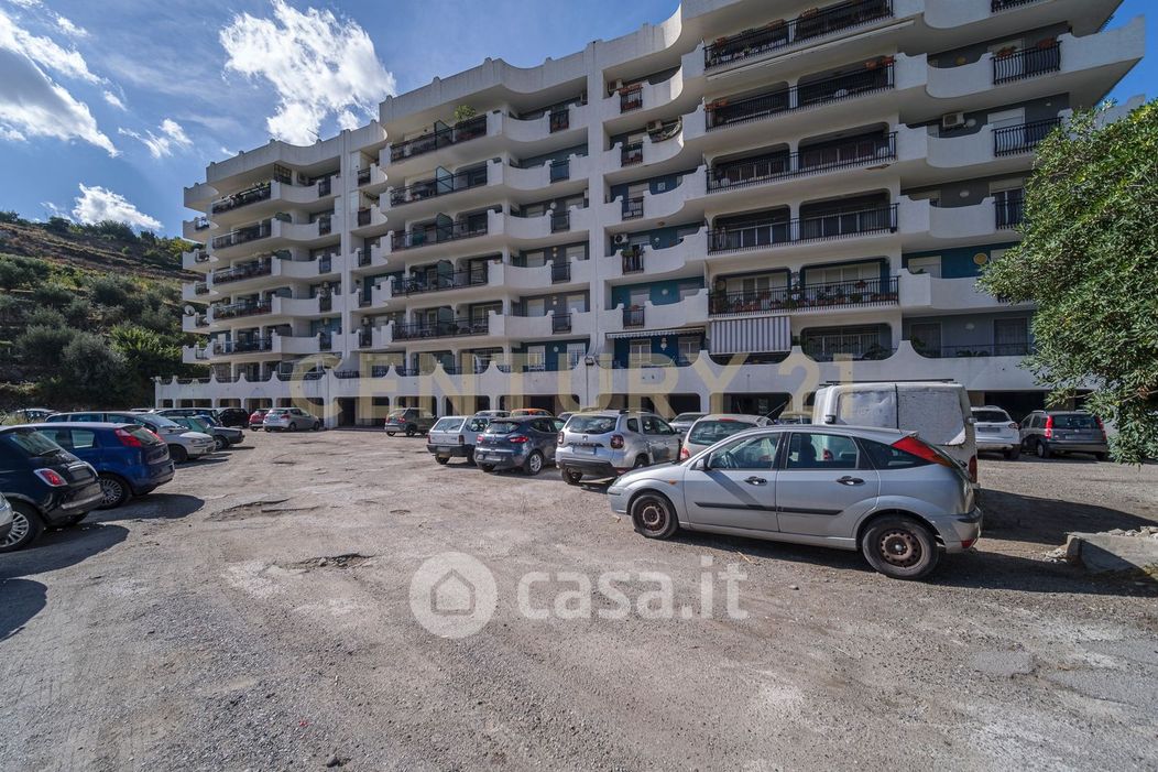 Appartamento in Vendita in Contrada Baglio a Messina