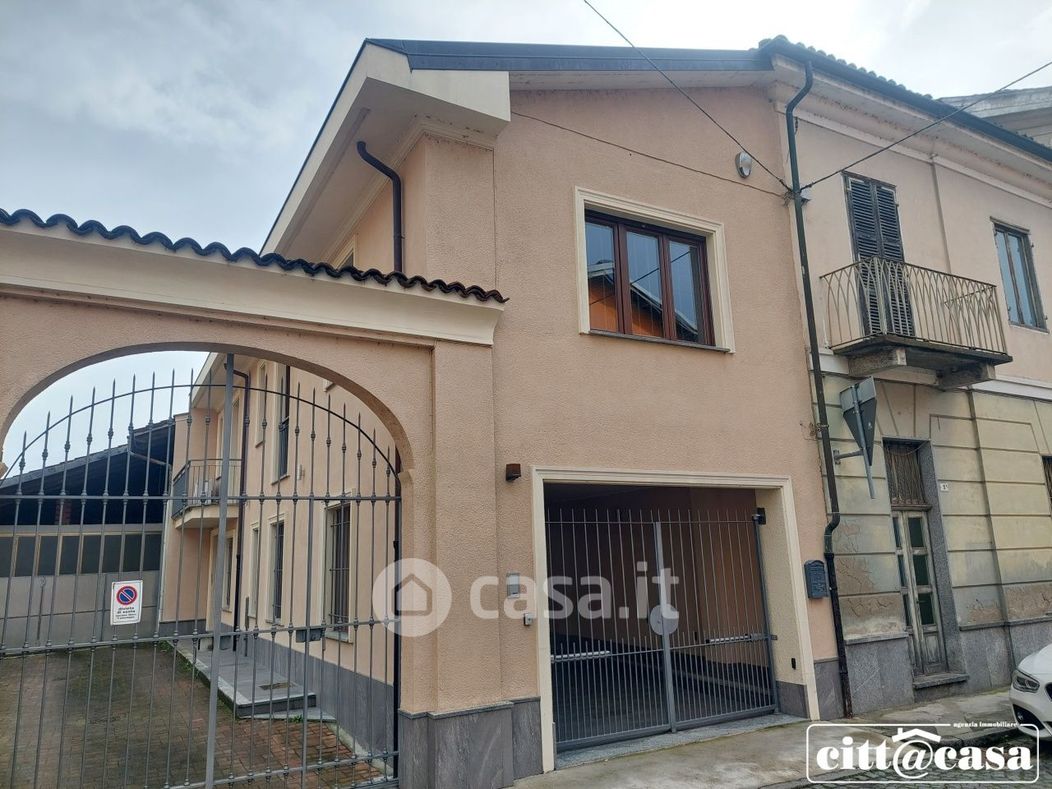Casa Bi/Trifamiliare in Affitto in Via Cesare Battisti 3 a Verolengo