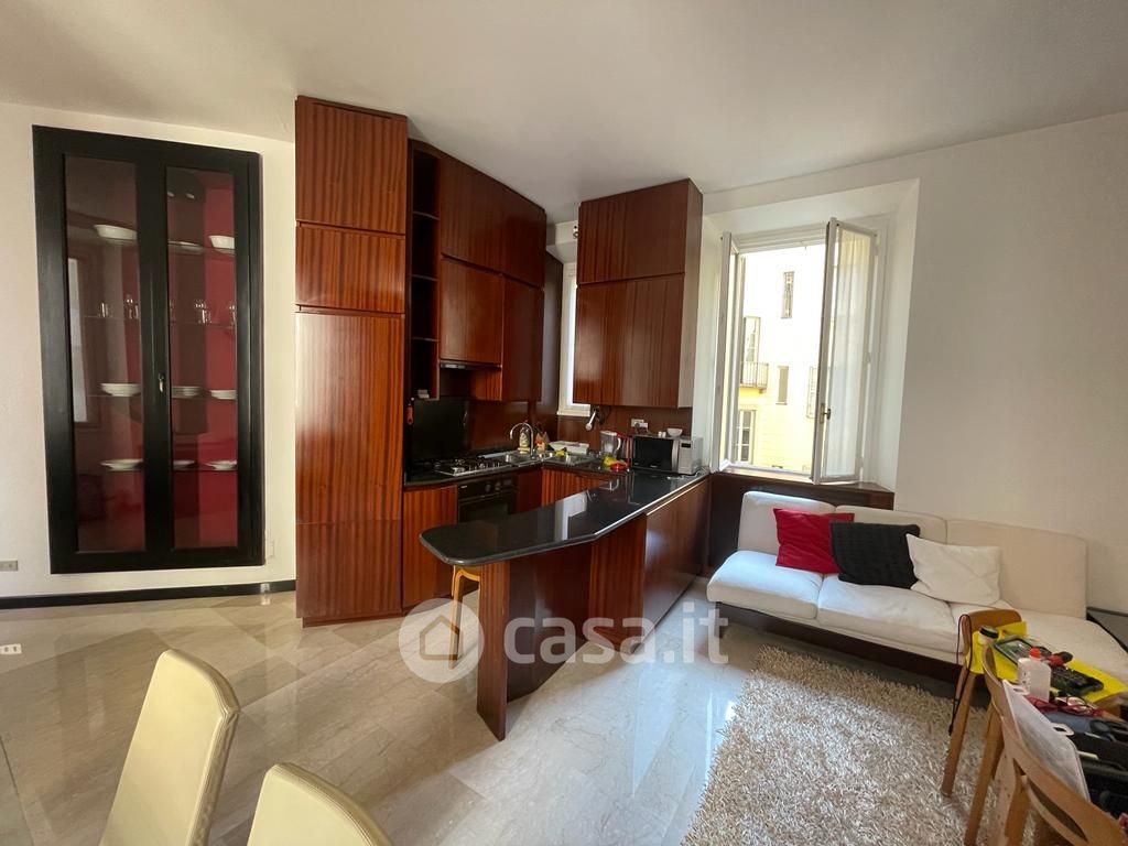 Appartamento in Affitto in Via Aurelio Saffi a Milano