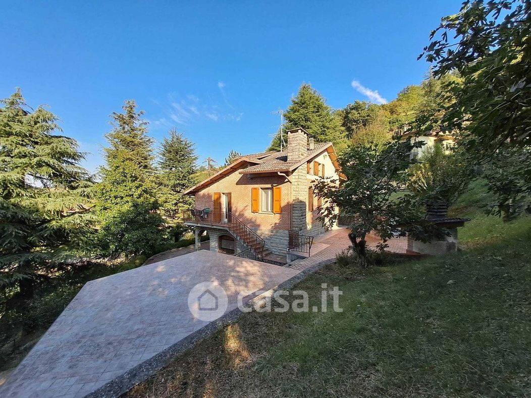 Villa in Vendita in Via della Lastra 44 a Valsamoggia