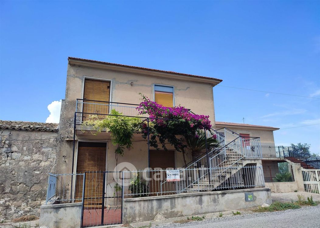 Casa indipendente in Vendita in a Ragusa