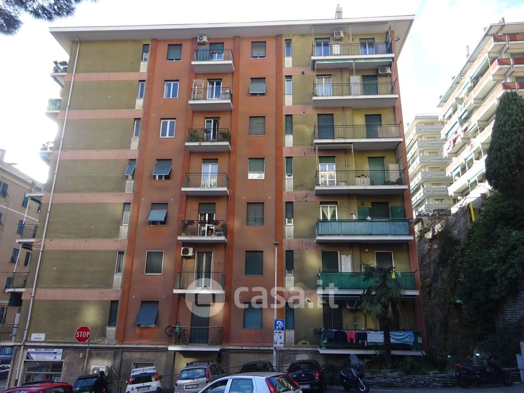 Appartamento in Vendita in bologna a Genova