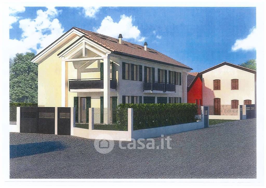 Casa Bi/Trifamiliare in Vendita in Via Villabona a Venezia
