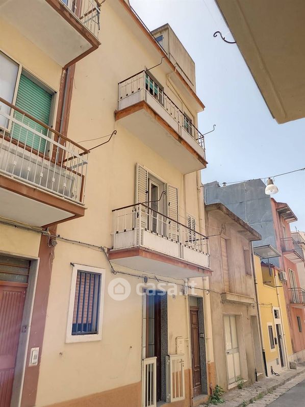 Casa indipendente in Vendita in Via Maddalena Umberto a Ragusa
