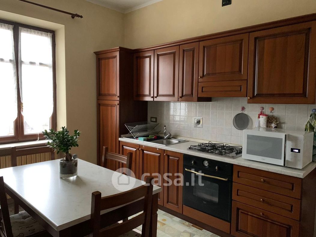Appartamento in Affitto in Strada Comunale di Mirafiori 22 a Torino