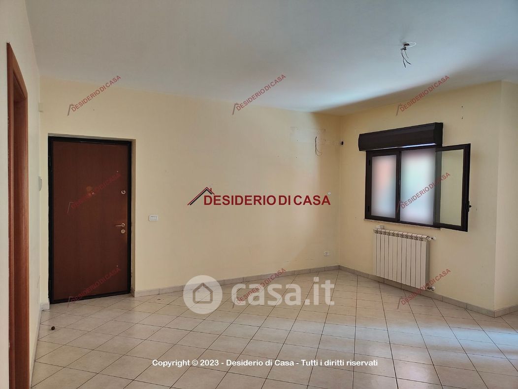Appartamento in Vendita in Via Messina Marine 51 a Palermo
