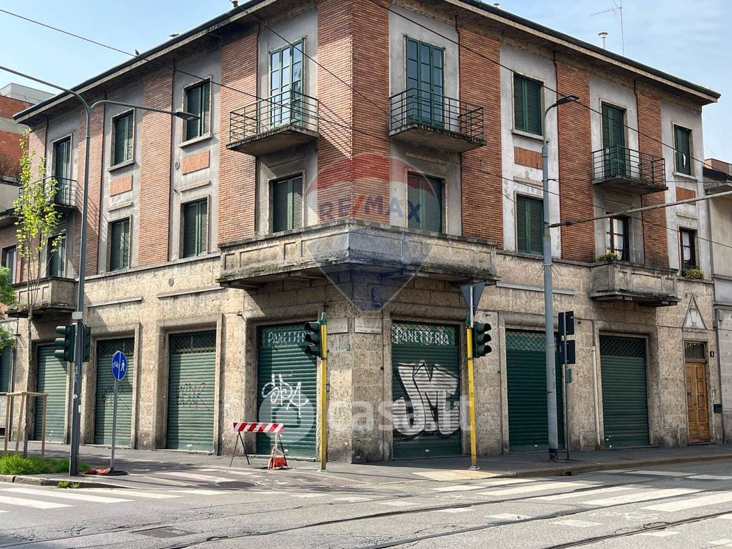 Negozio/Locale commerciale in Affitto in Via Giovanni Battista De Rossi 1 a Milano