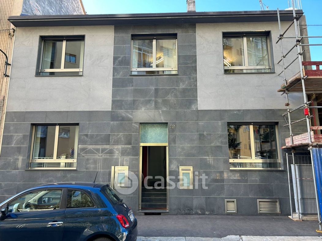 Casa indipendente in Vendita in Via Rubiana 52 a Torino