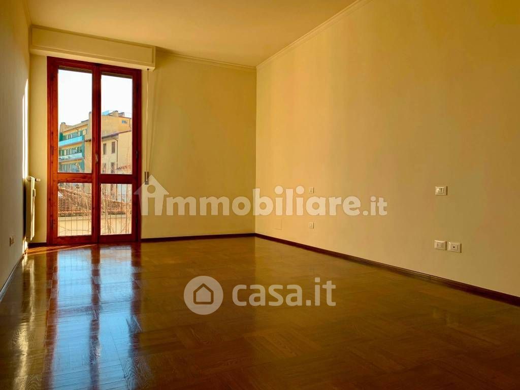 Appartamento in Vendita in Via Frà Paolo Sarpi a Firenze