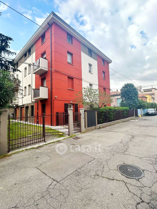 Appartamento in Vendita in Via Giotto a Modena