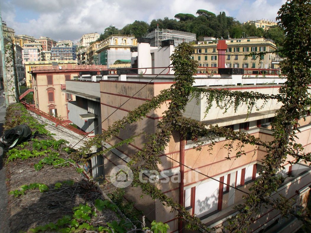 Appartamento in Vendita in Via Felice Romani 2 a Genova