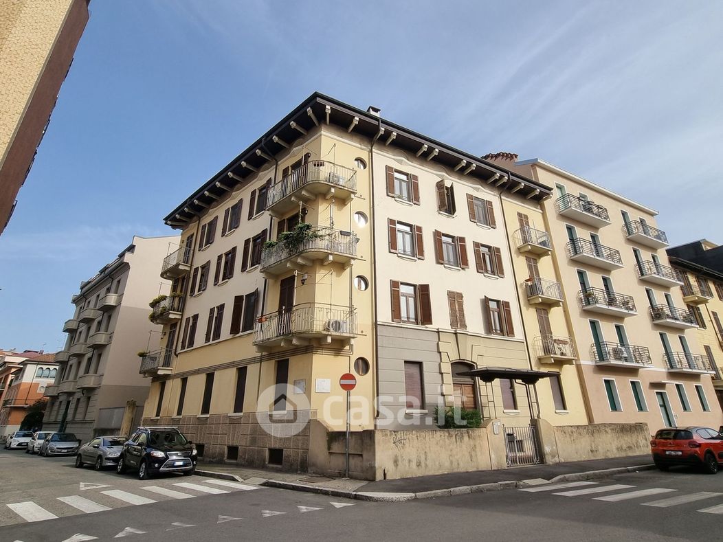 Appartamento in Vendita in Via Piave 17 a Novara