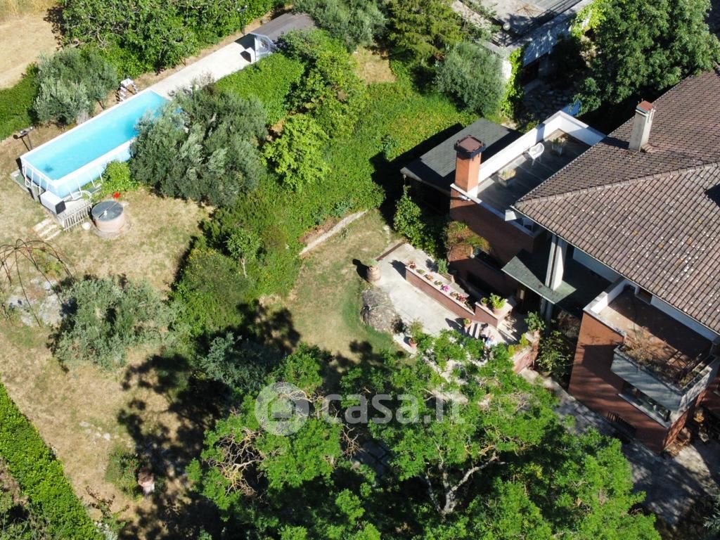 Villa in Vendita in Via Raniero Gigliarelli a Perugia