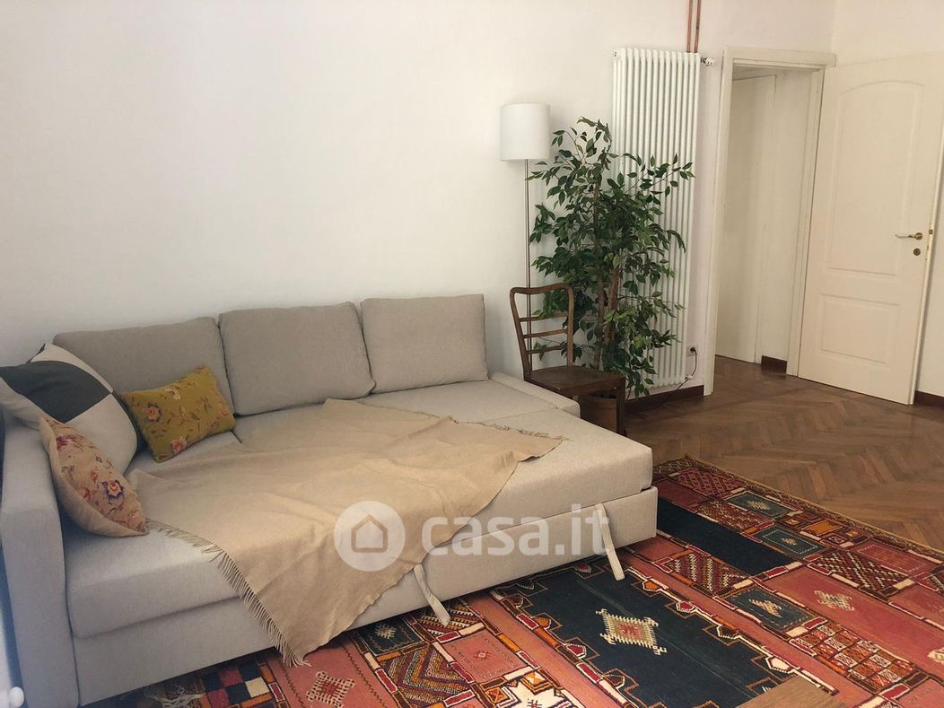 Appartamento in Affitto in Via Felice Casati 12 a Milano